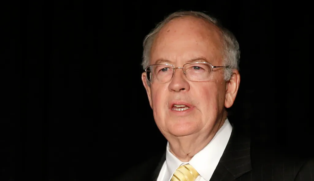 Ken Starr says Trump showed ‘poor judgment’ but ‘that’s not a crime’