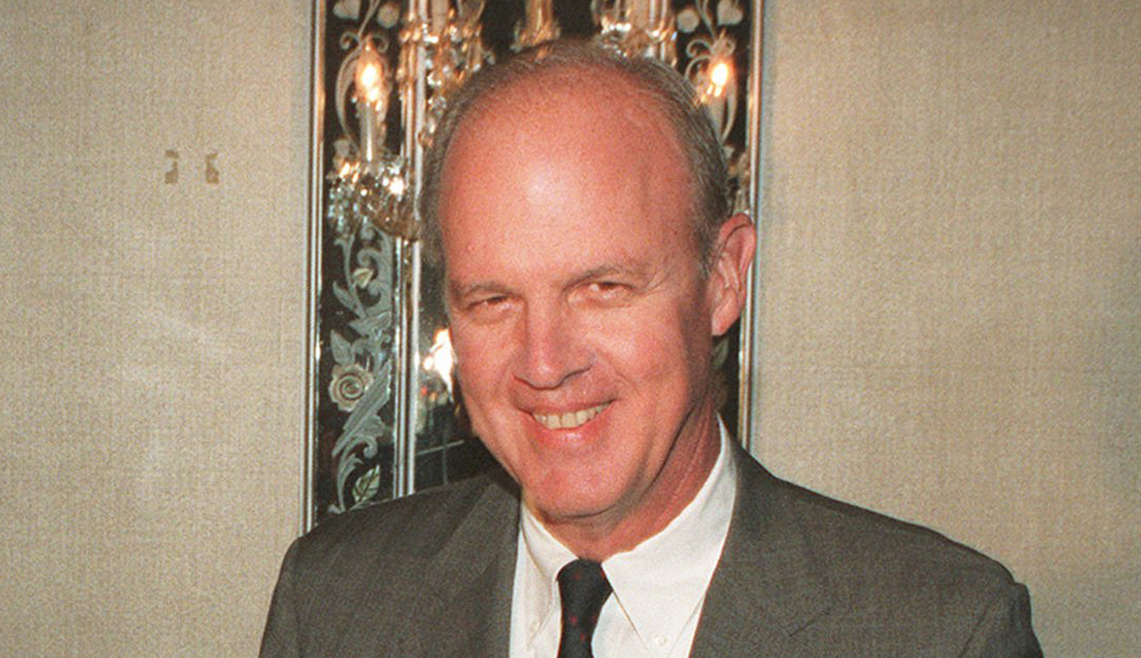 Walter Shipley, architect of mega-bank mergers, dies at 83