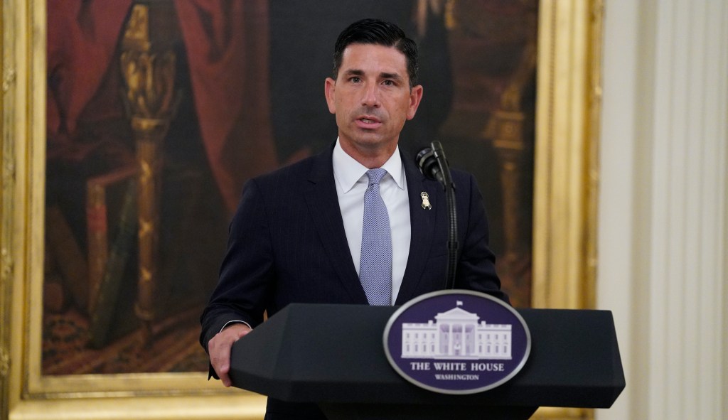 DHS chief: Twitter restricting government officials poses a threat to national security