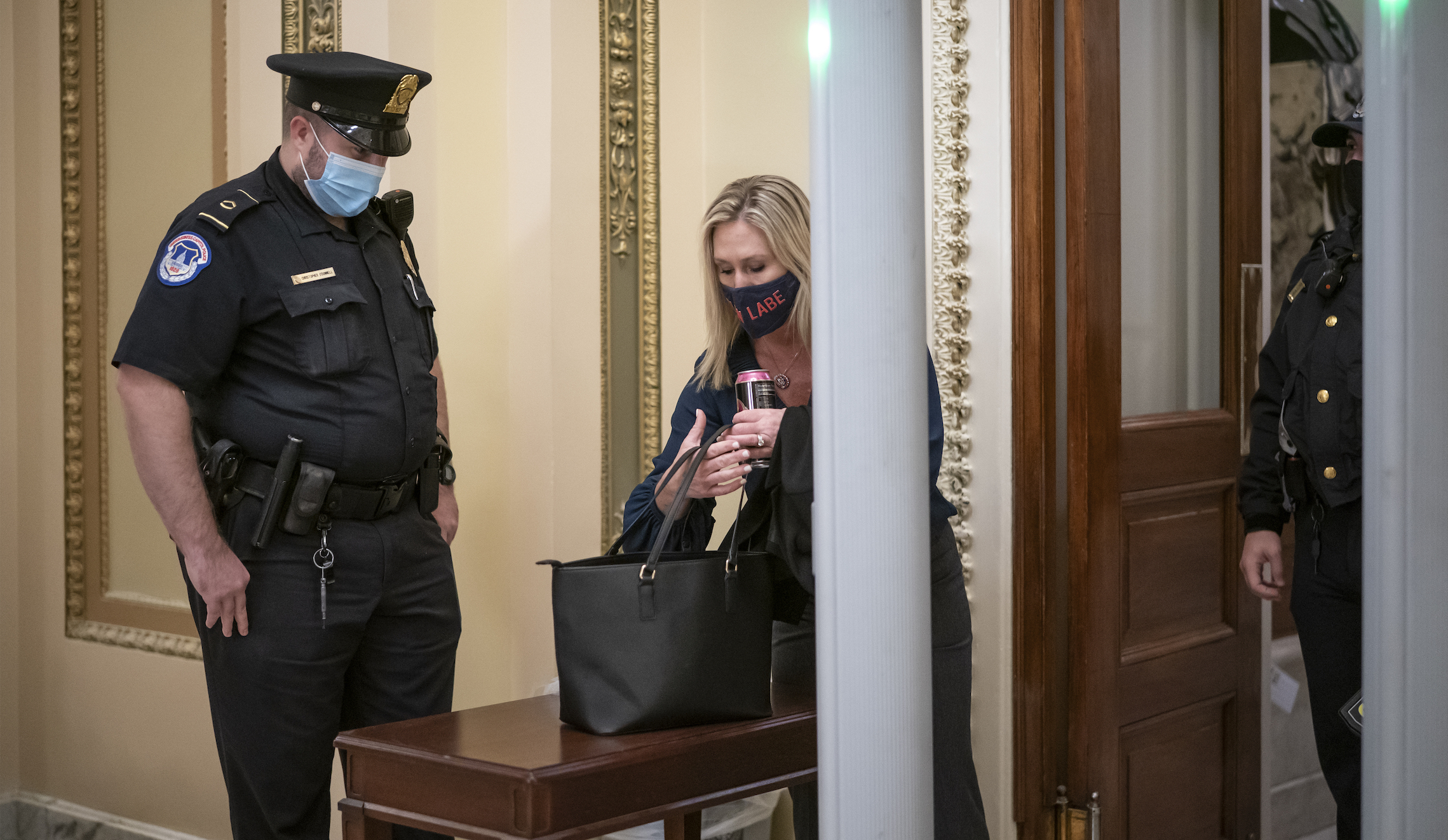 House passes measure docking pay for members who avoid congressional metal detectors