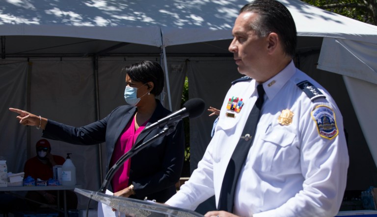 Nearly 3 out of 4 DC police officers ready to leave the force: Washington police union poll