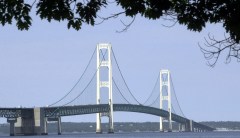 Citing ‘damaged anchor support,’ Enbridge closes Line 5 pipeline