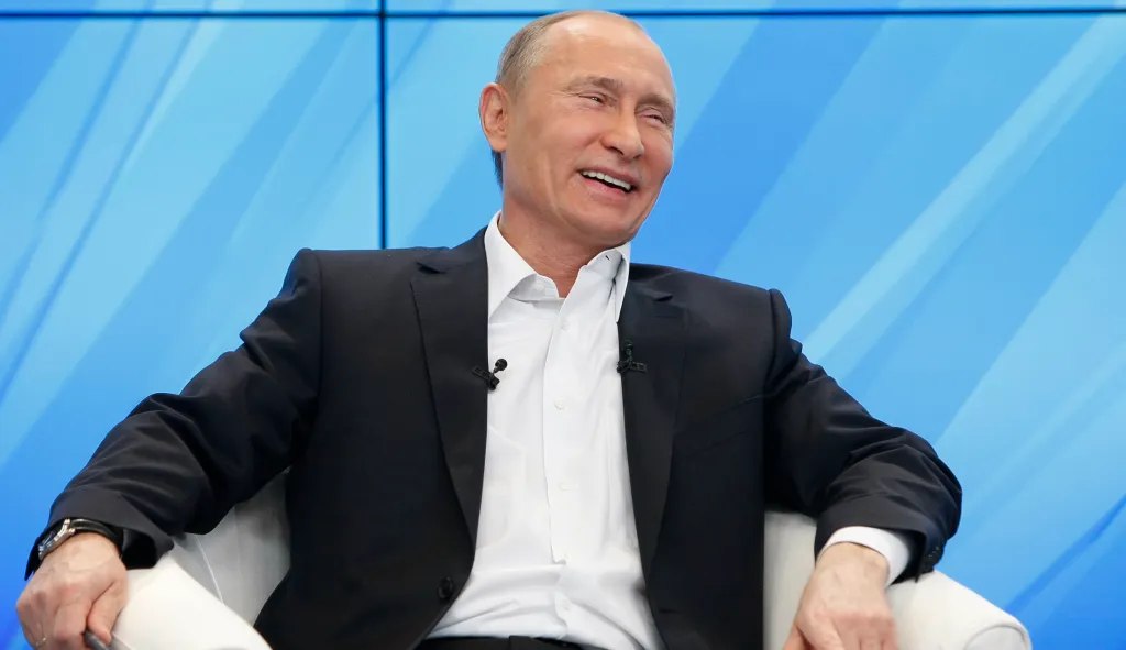 White House defends free pass for Putin