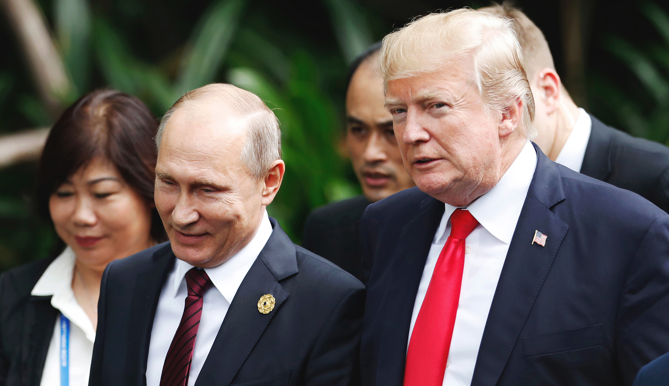 Gates: Trump should have confronted Putin about election meddling