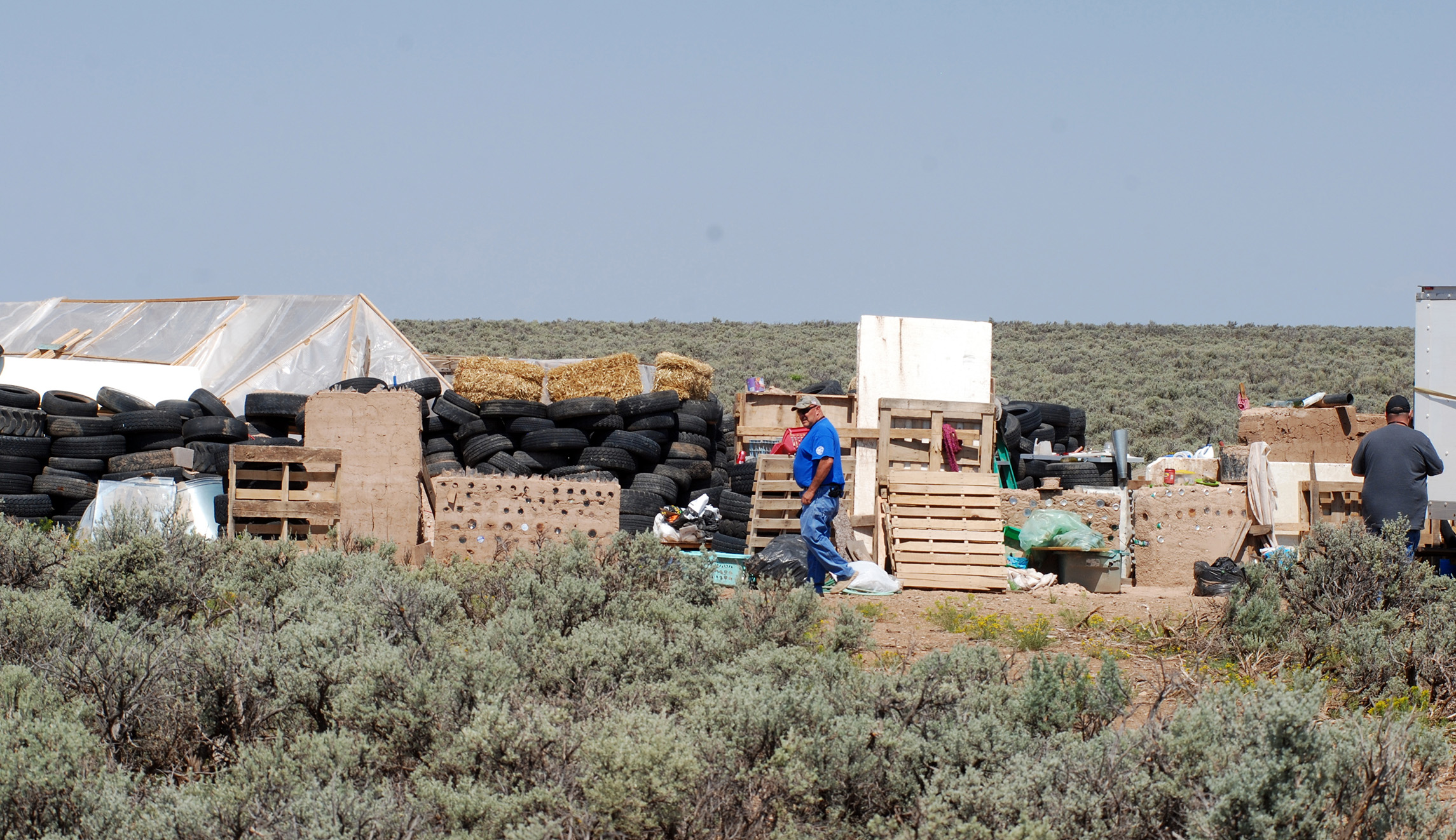 Prosecutor: Man at New Mexico compound training kids for school shootings