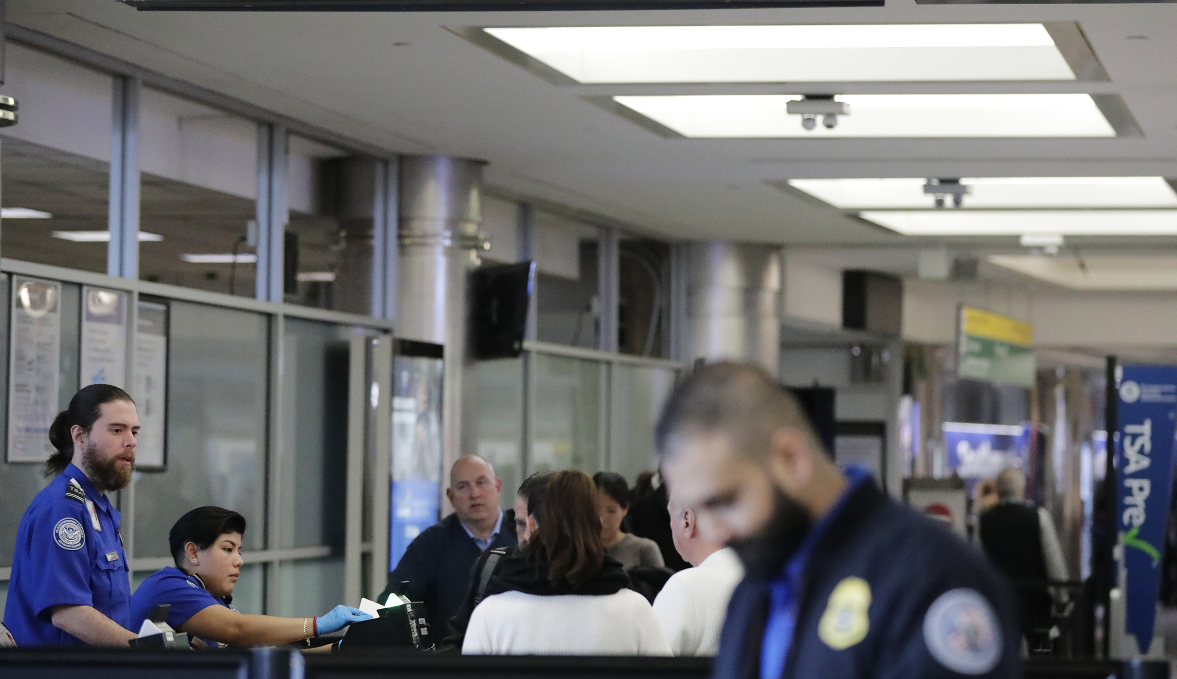 Will FAA halting flights into New York’s LaGuardia airport be the beginning of the end of the shutdown?