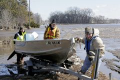 Nebraska farmer trying to save others killed in flooding