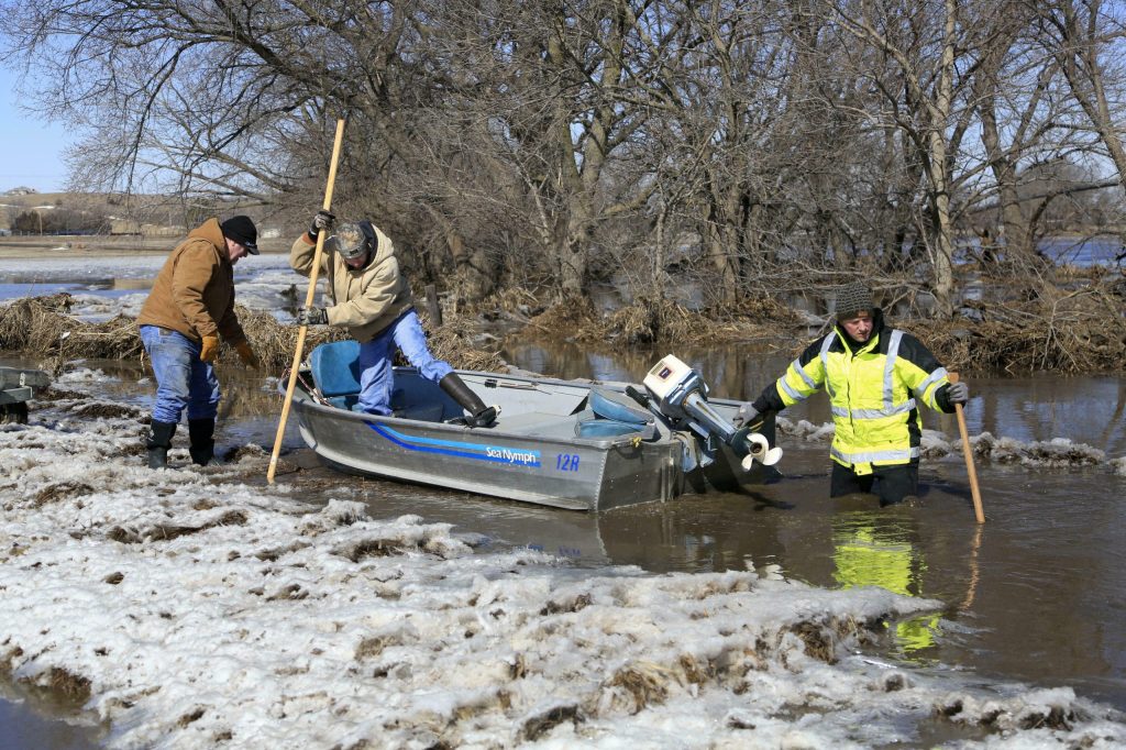 Nebraska copes with late winter flooding