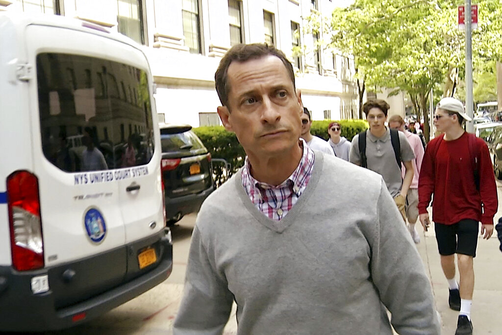 Anthony Weiner criticizes ‘cringeworthy’ interview with George Santos amid campaign scrutiny