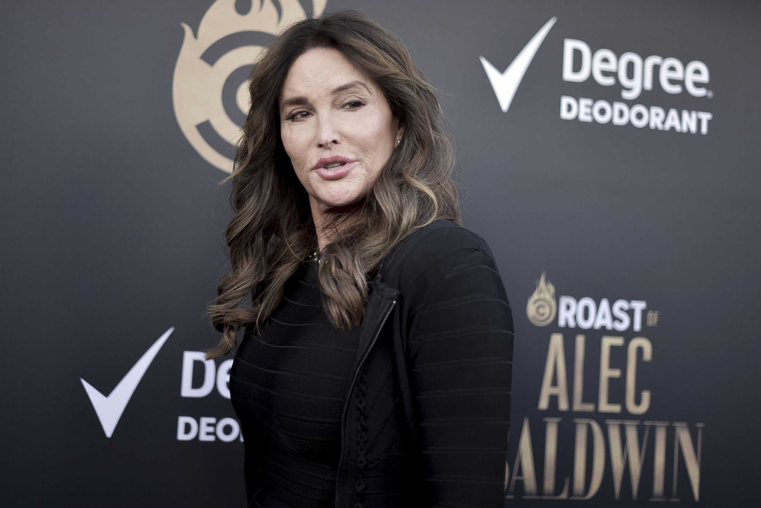 Caitlyn Jenner considers run for California governor: Report