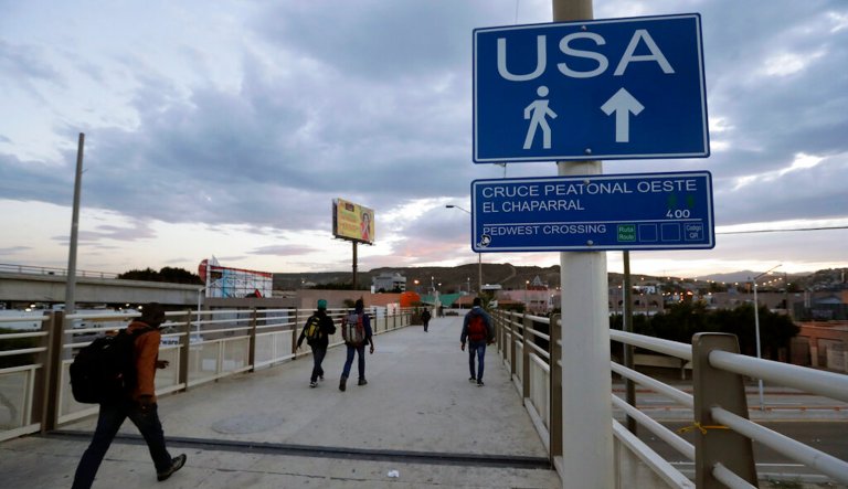 Texas man hired through Craigslist arrested for smuggling migrants