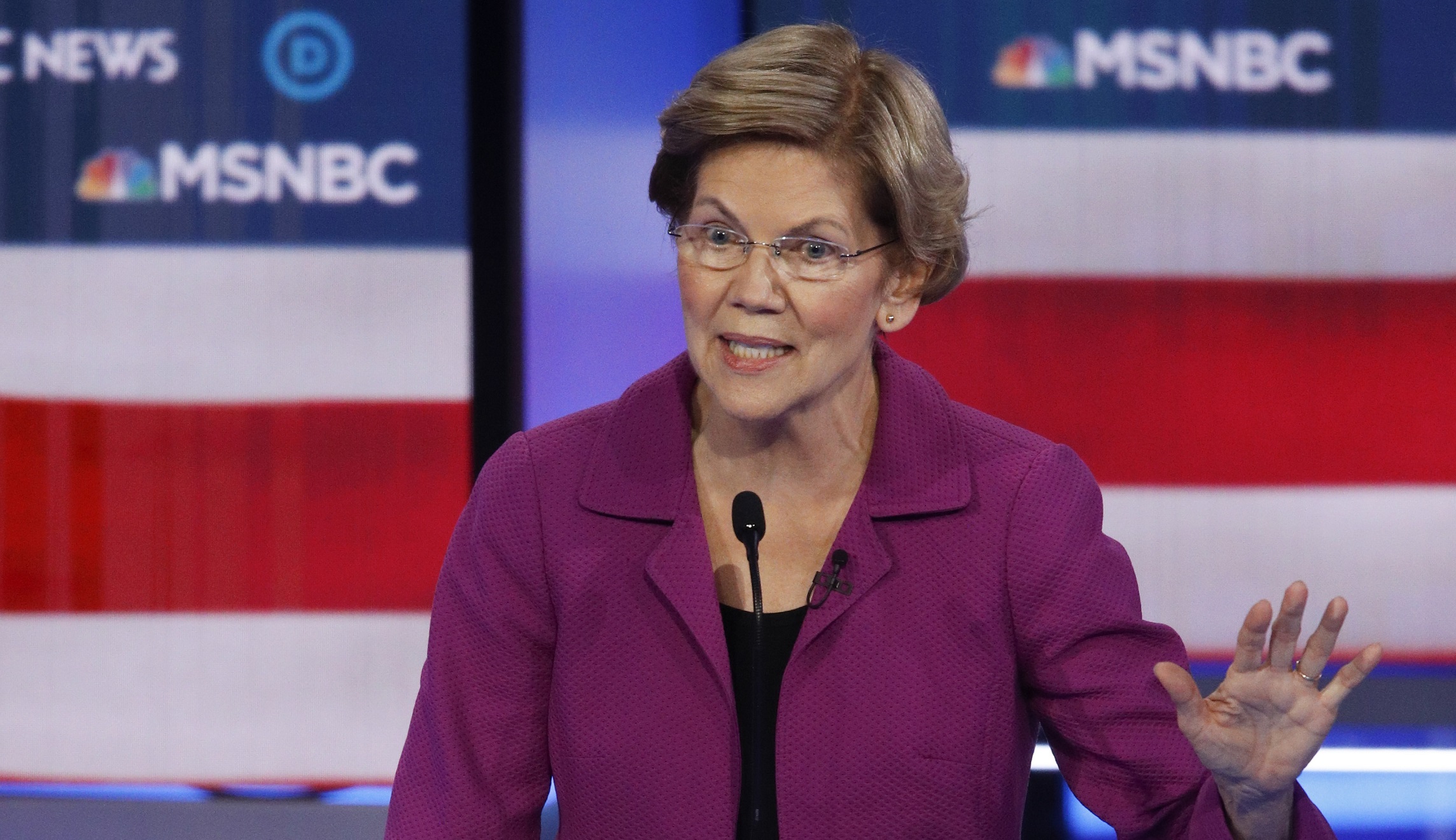 Warren did well to defend Klobuchar’s Mexican flub