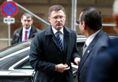 New Russian and Saudi oil cuts tighten markets and threaten gas price increase