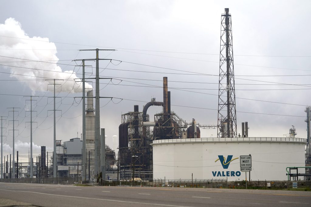 Regulation, COVID-19, and giant explosions: Why the US is short on oil refining