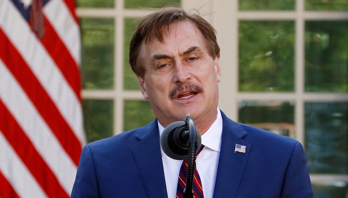 Mike Lindell reveals incomplete 2020 election Supreme Court complaint