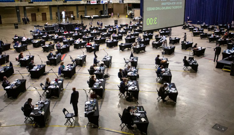 A look at what passed and what didn’t in Illinois’ frantic final hours of session