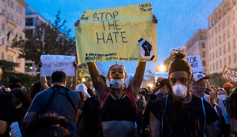 Four inconvenient facts for anti-police rioters