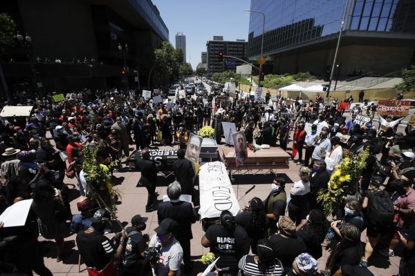 The social distancing double standard for protesters and worshippers is real