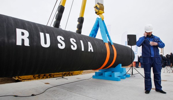 Voting down Nord Stream 2 sanctions, Senate Democrats help Putin and get played by Germany