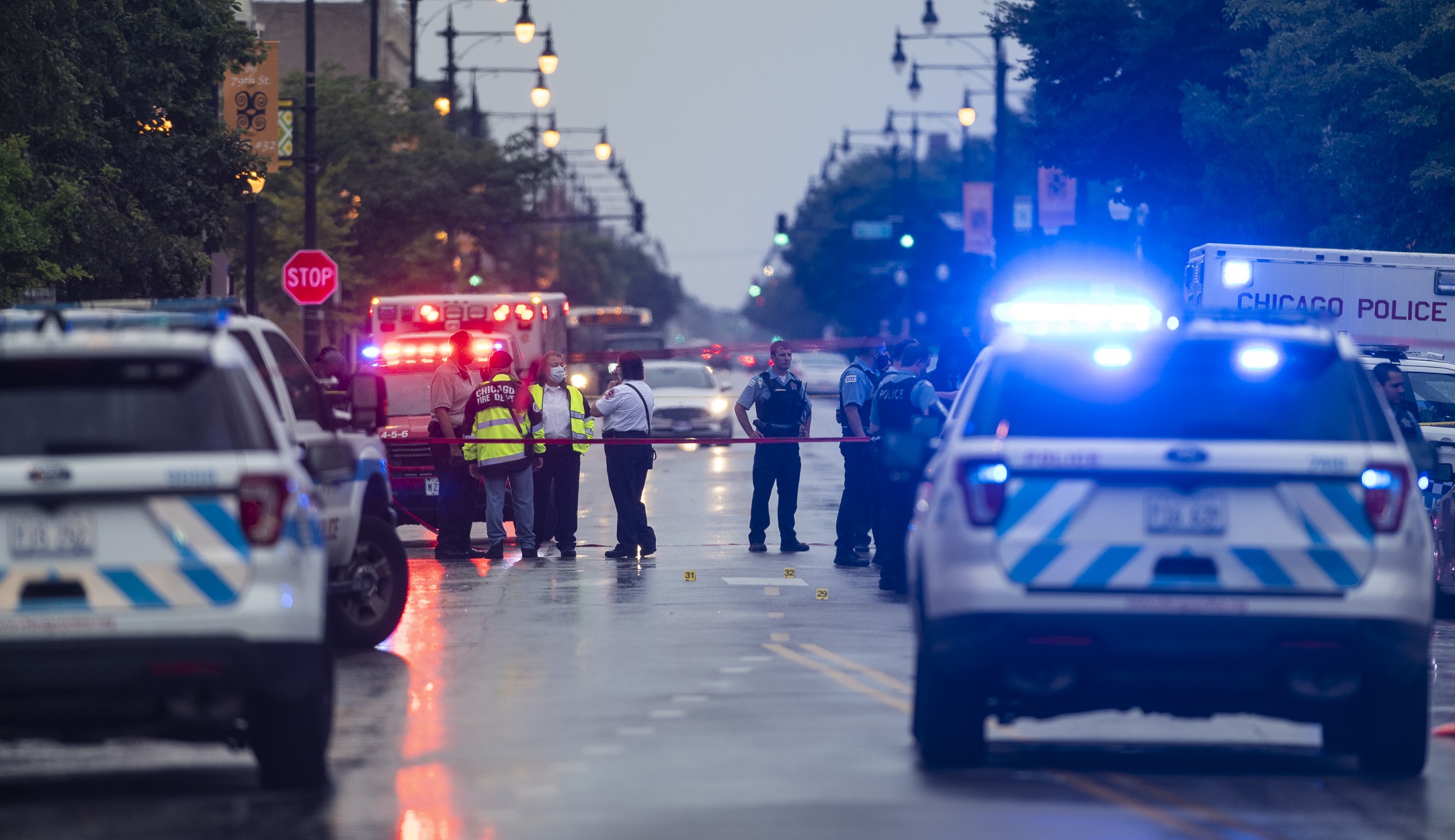 Indiana officials recruit unvaccinated Chicago police