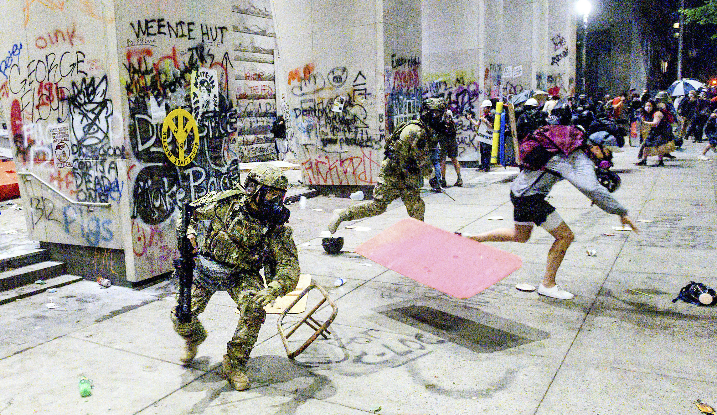 FBI investigating who is behind Portland violence: Sources