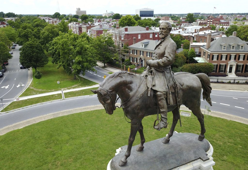 Virginia set to remove Robert E Lee statue from Richmond after court ruling