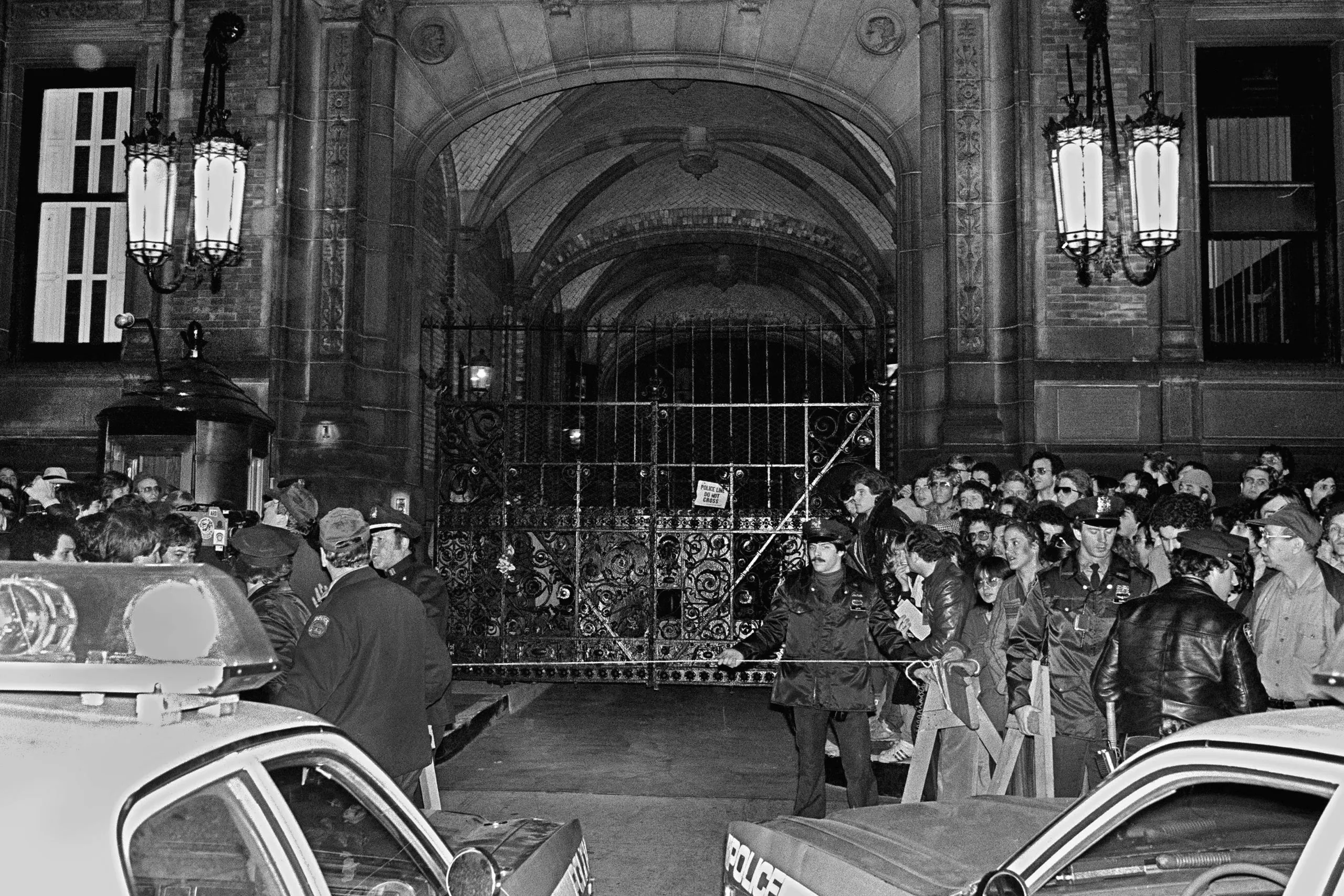 Scene outside Lennon's Apartment