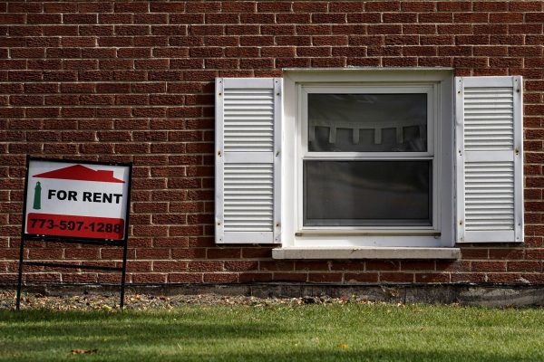 70,000 Illinoisans seek emergency rental payments