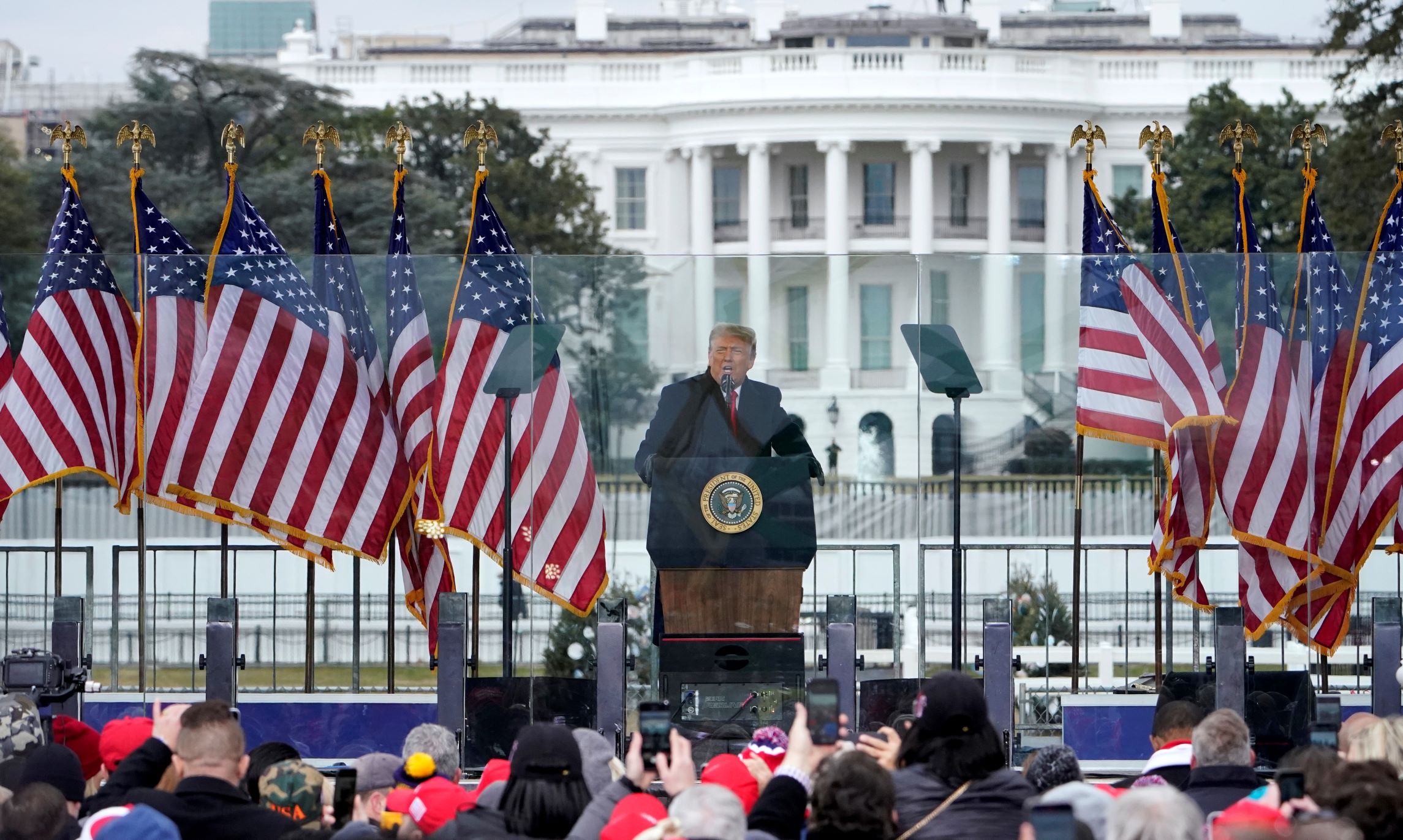 Group of Republican lawmakers introduce legislation to have Trump censured