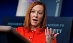 ‘Every American is not going to be eligible by spring’: White House resists coronavirus herd immunity date