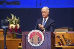 Los Angeles district attorney apologizes for comment calling crowd uneducated