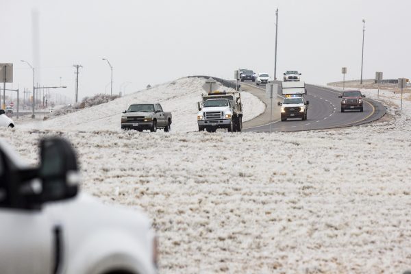 Power outages worsen as some Texans may be stuck in the cold for over 24 hours