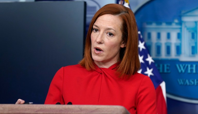 White House sidesteps questions about Cuomo amid nursing home furor