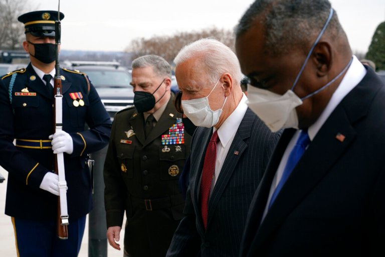 Top general drops opposition to change in sex assault policy