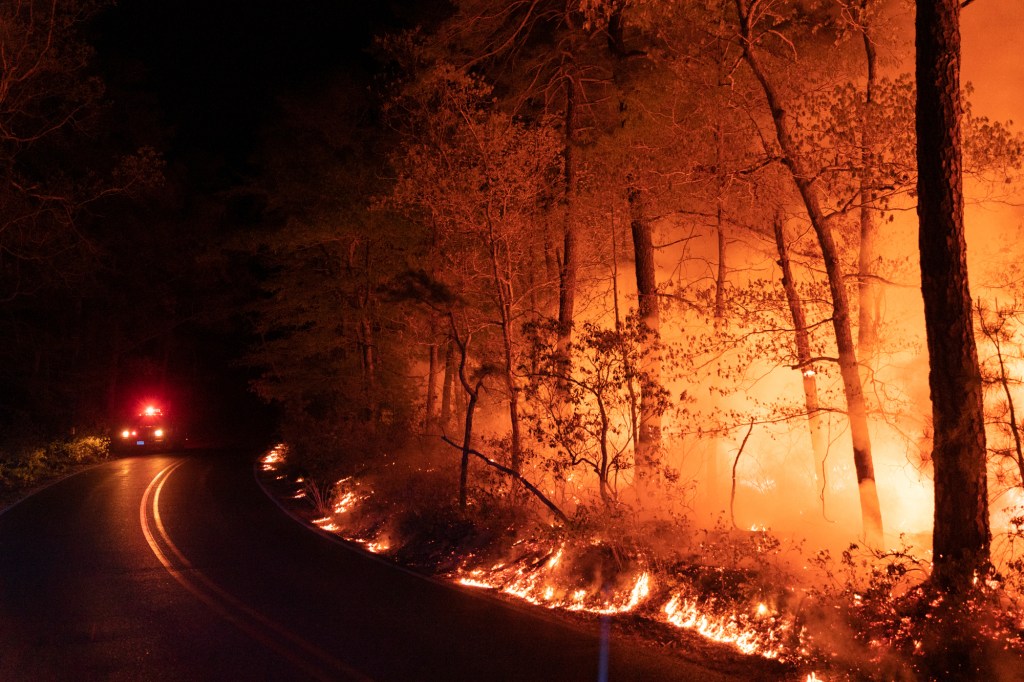 Officials estimate 900 acres burned in New Jersey wildfire
