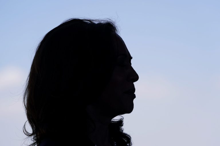 At the border, Harris focuses on ‘root causes’ but offers no plan to halt migrant surge