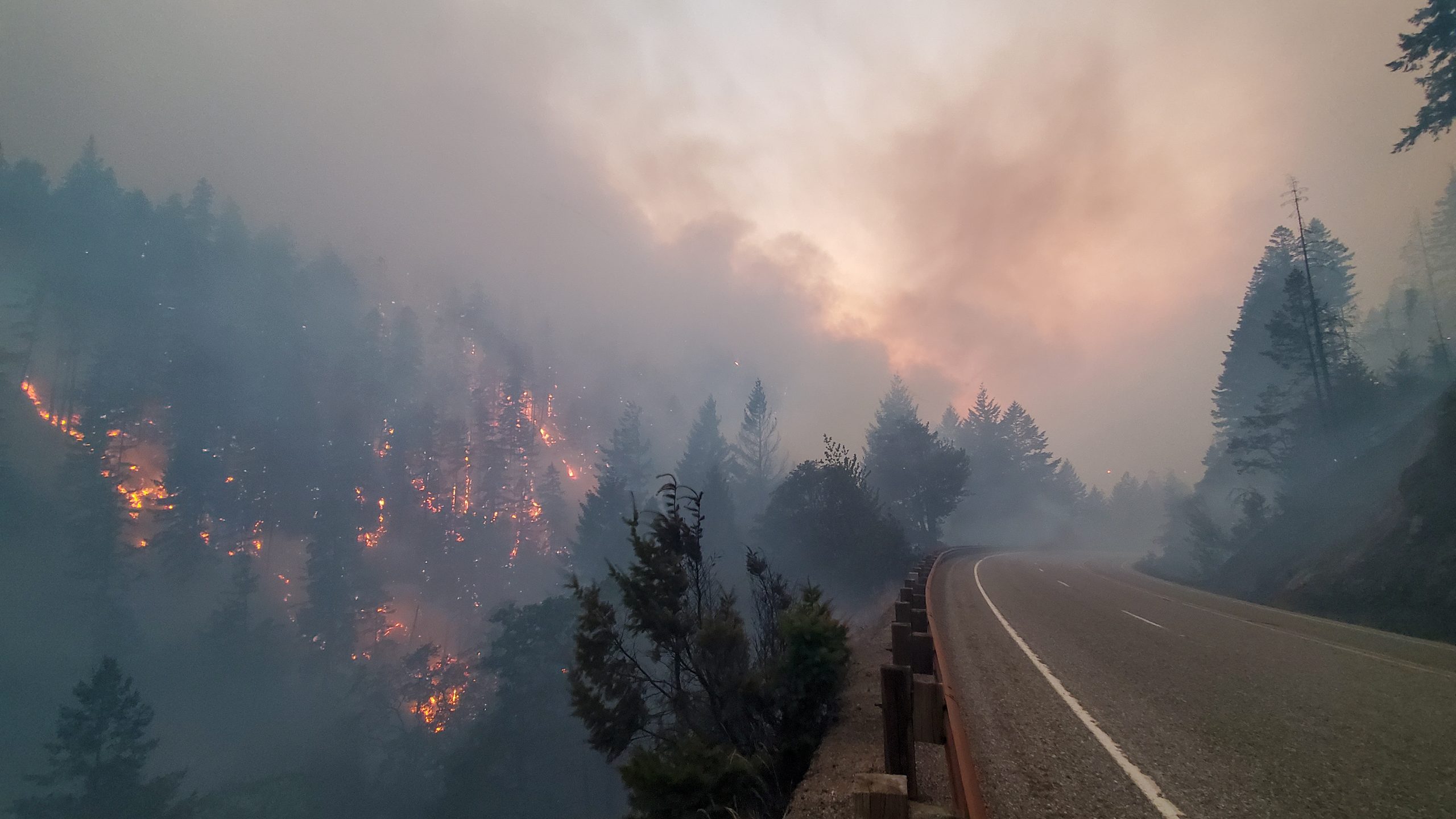 Oregon wildfire grows to size of Los Angeles