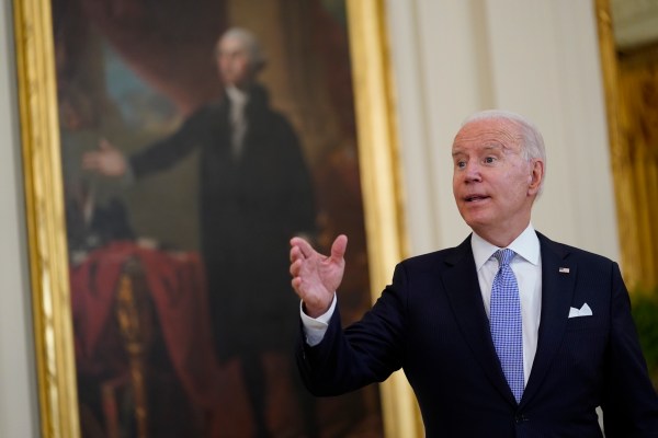 With evictions looming, White House presses governments to distribute housing aid