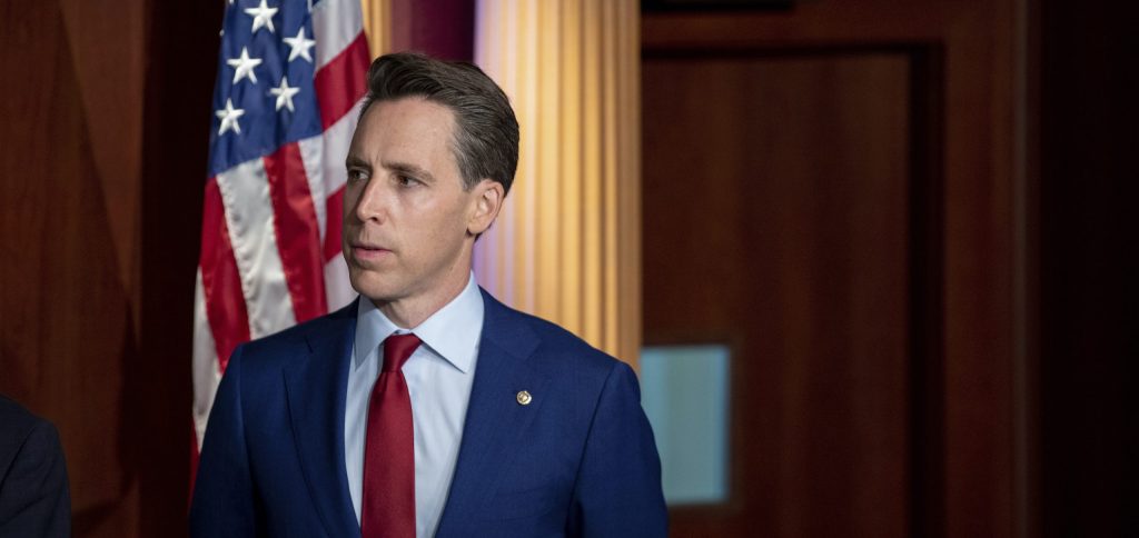 Josh Hawley endorses JD Vance in competitive Ohio Senate primary