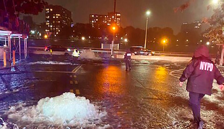 De Blasio announces new emergency measures for New York City after Ida flooding