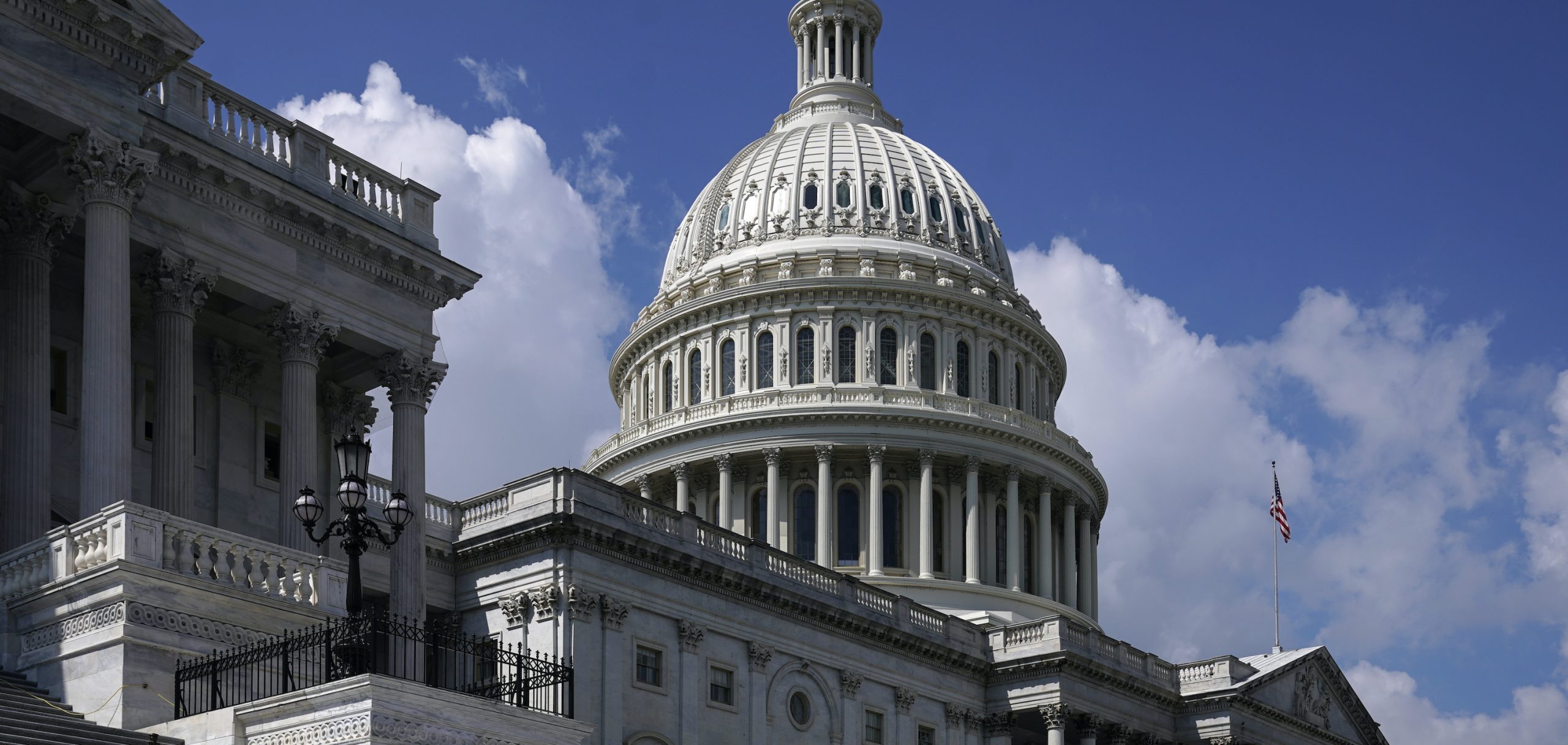 Ahead of looming shutdown, Democrats seek stopgap spending bill