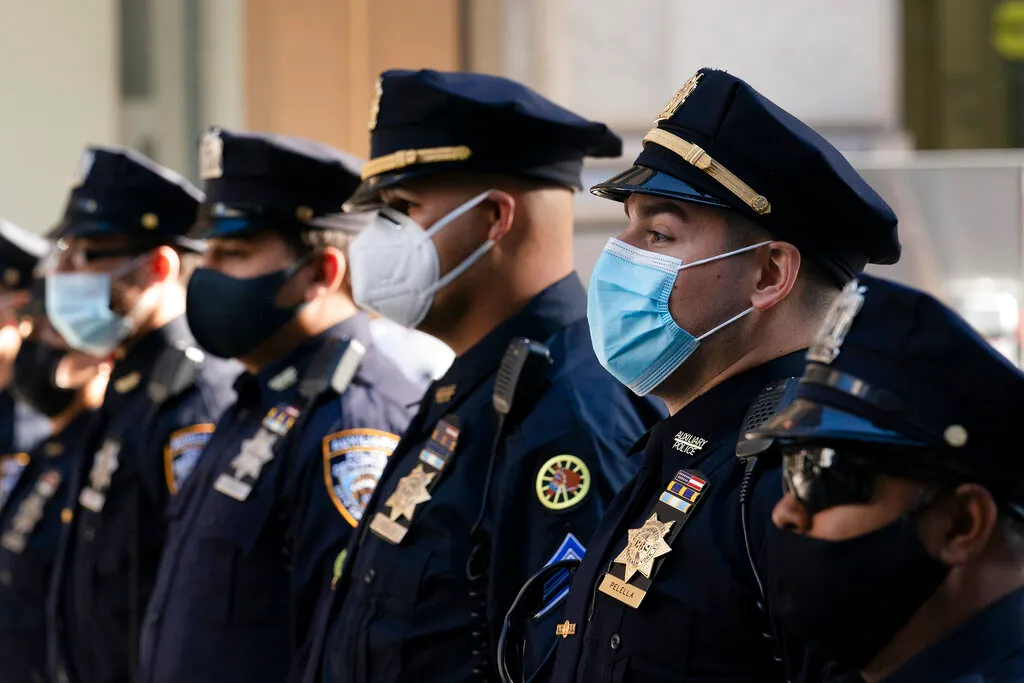 New York police union sues city to fight vaccine mandate