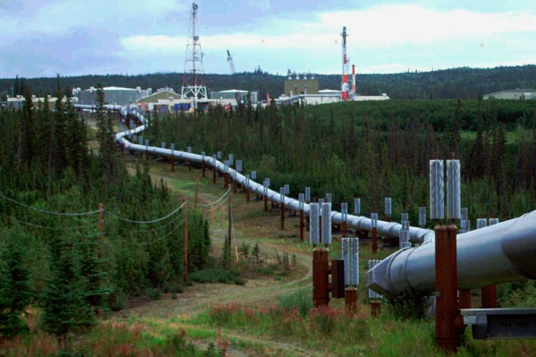 Unusual coalition aims to turn Biden against LNG exports