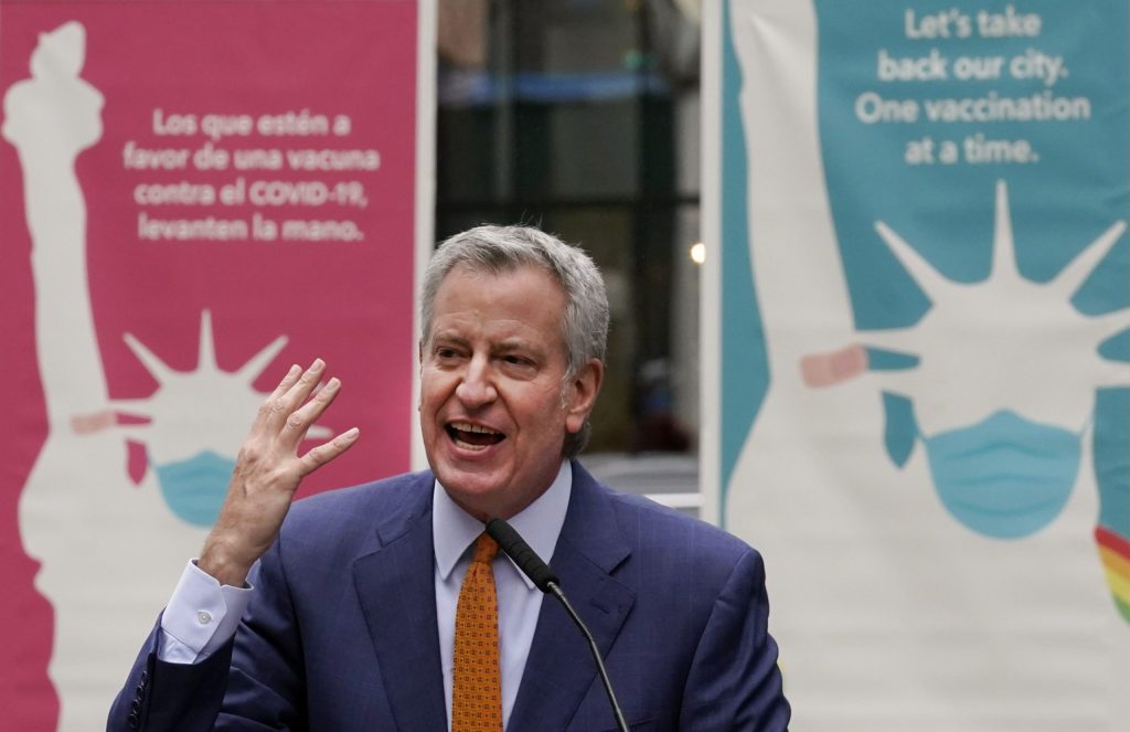 De Blasio demurs on gubernatorial run, announces sweeping state education plan