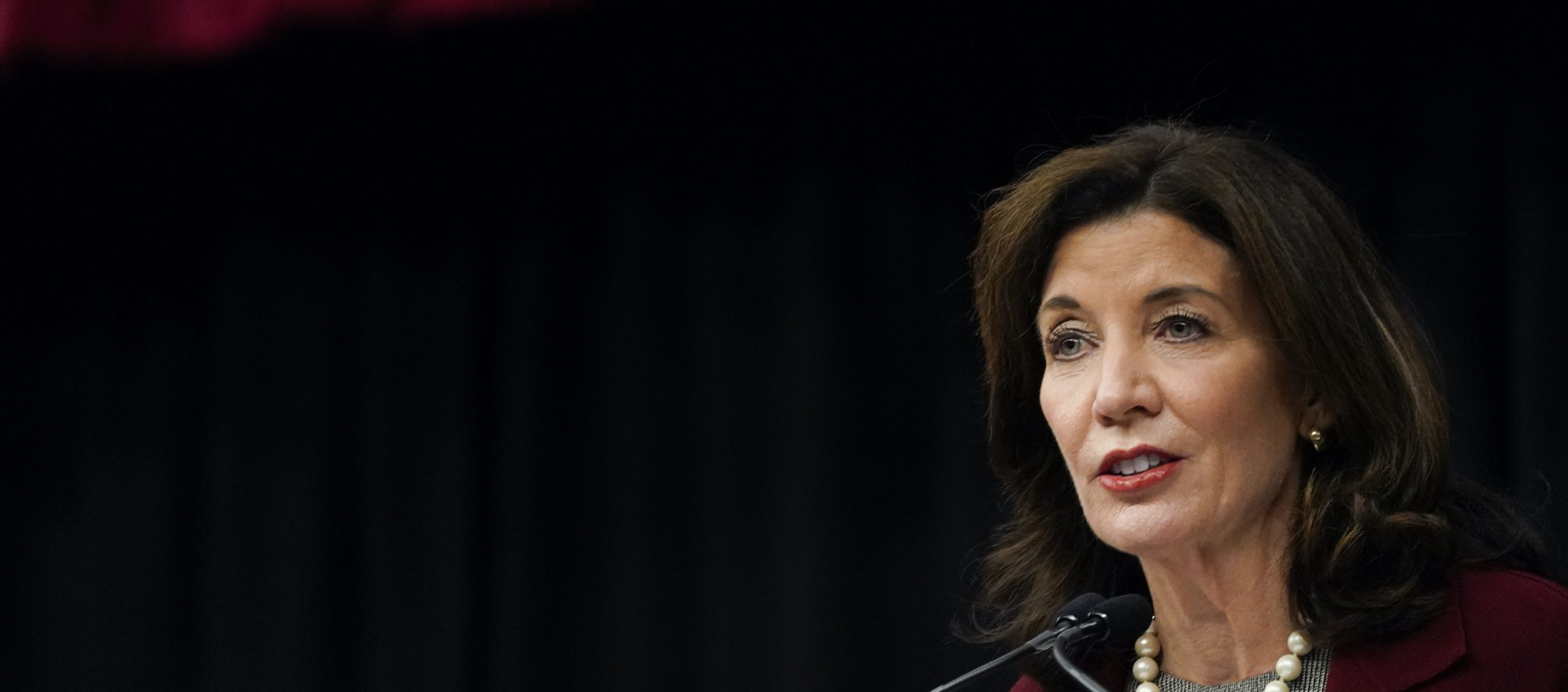 Hochul touts New York job openings for migrants