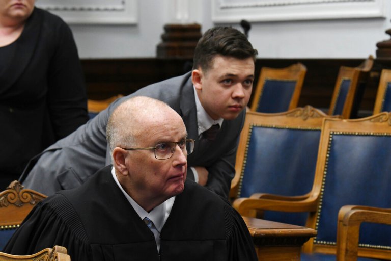 Rittenhouse trial jury retires after first day of deliberations without verdict
