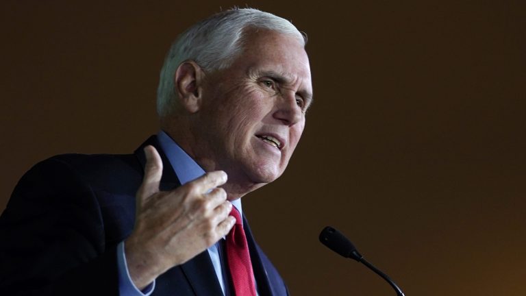 National Archives tells Trump of plan to give Pence records to Jan. 6 committee