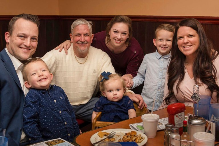 Pig heart given to Maryland man in procedure was infected with pig virus This photo provided by the family shows, from left, David Bennett Jr., Preston Bennett, David Bennett Sr., Gillian Bennett, Nicole (Bennett) McCray, Sawyer Bennett, and Kristi Bennett in 2019. In a medical first, doctors transplanted a pig heart into Bennett Sr.