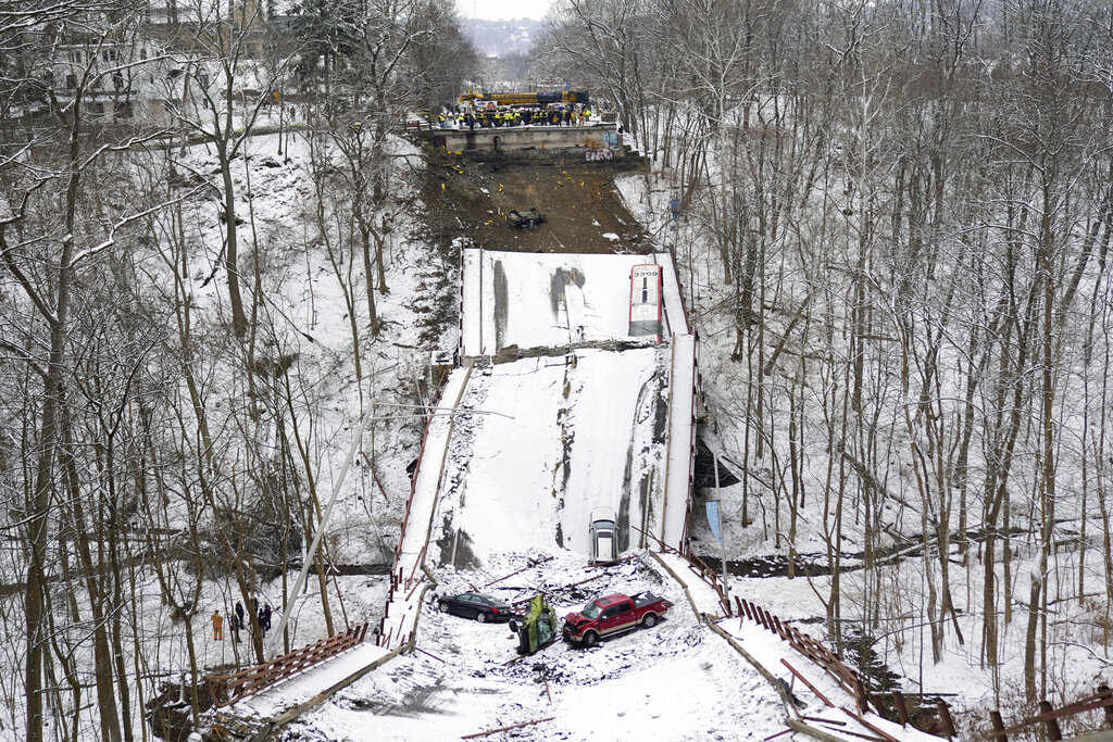 Bridge in Pittsburgh collapses ahead of Biden visit