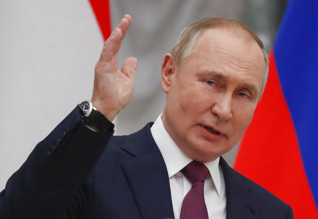 Putin complains about Western response to ultimatum in first remarks on Ukraine crisis
